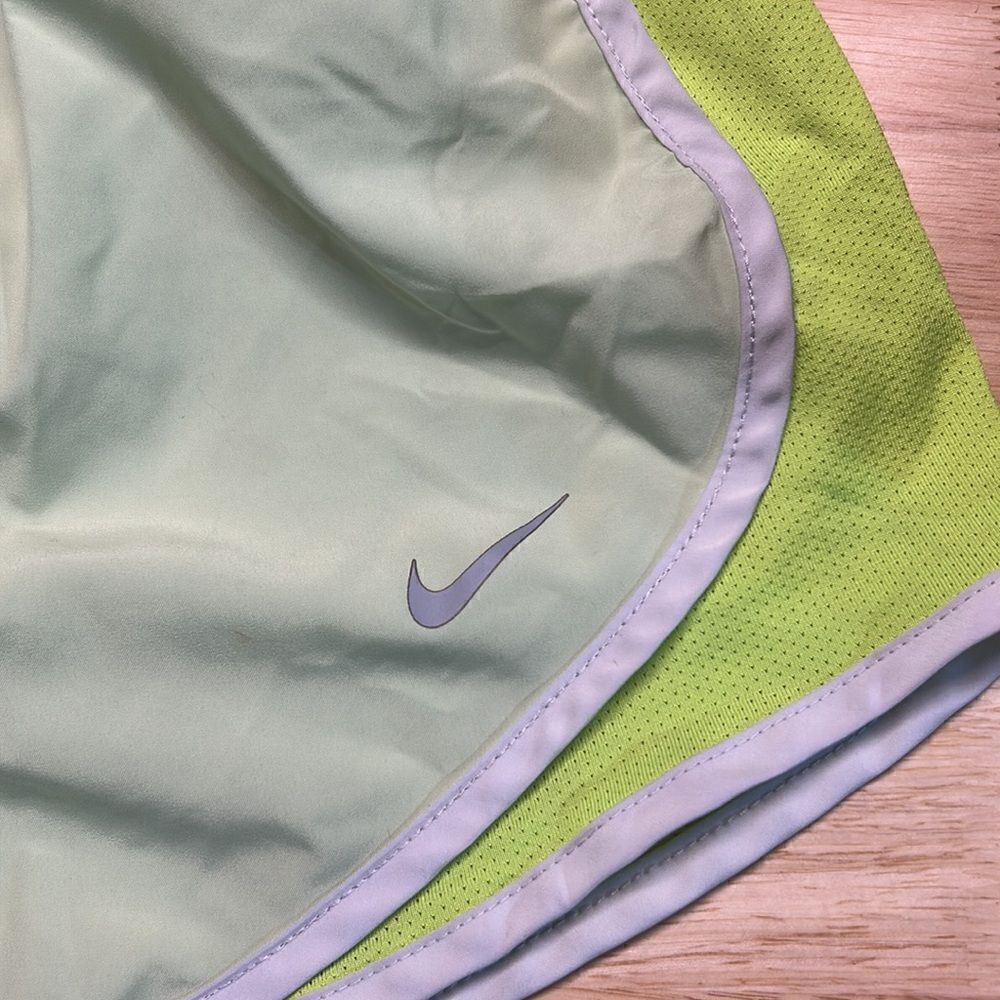 Nike Dri-Fit Shorts - Picture 4 of 7